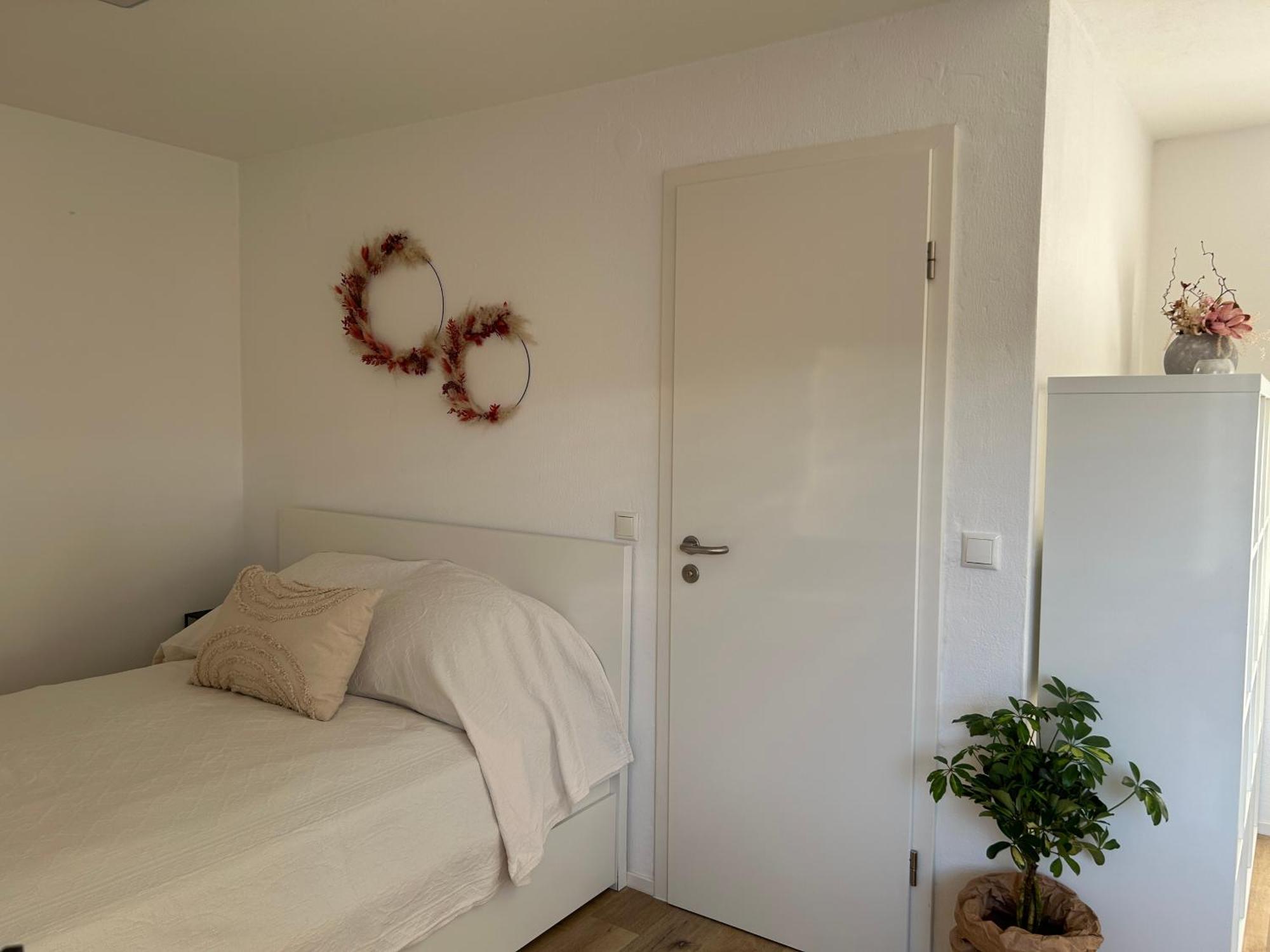 Schoene 1-Zimmer Wohnung Am Bahnhof 2 Parkplaetze Зонтгофен Екстер'єр фото