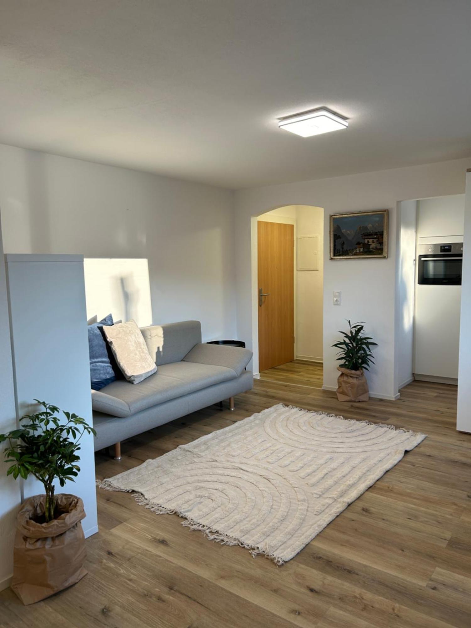Schoene 1-Zimmer Wohnung Am Bahnhof 2 Parkplaetze Зонтгофен Екстер'єр фото